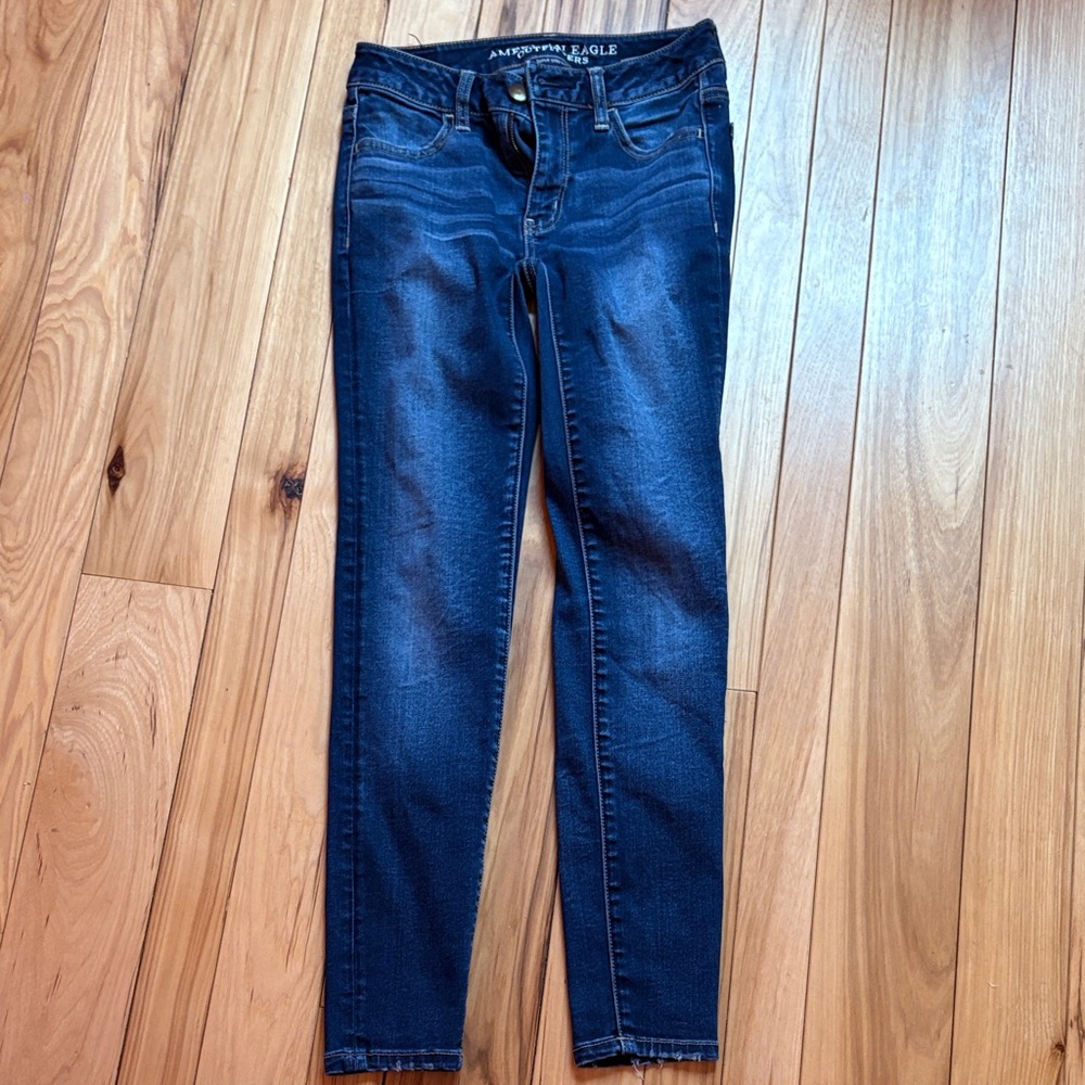 American Eagle Outfitters Women's Dark Blue Skinny Jeans